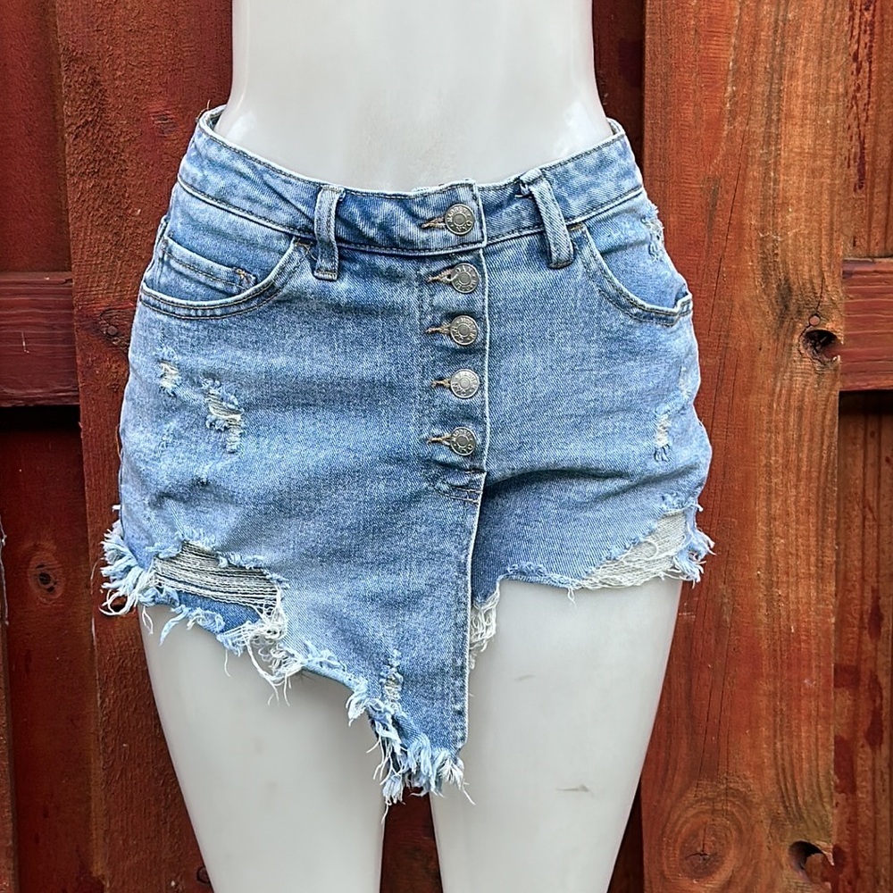 Madden NYC Distressed Asymmetrical Hem Denim Skort Button Fly Blue Size 7